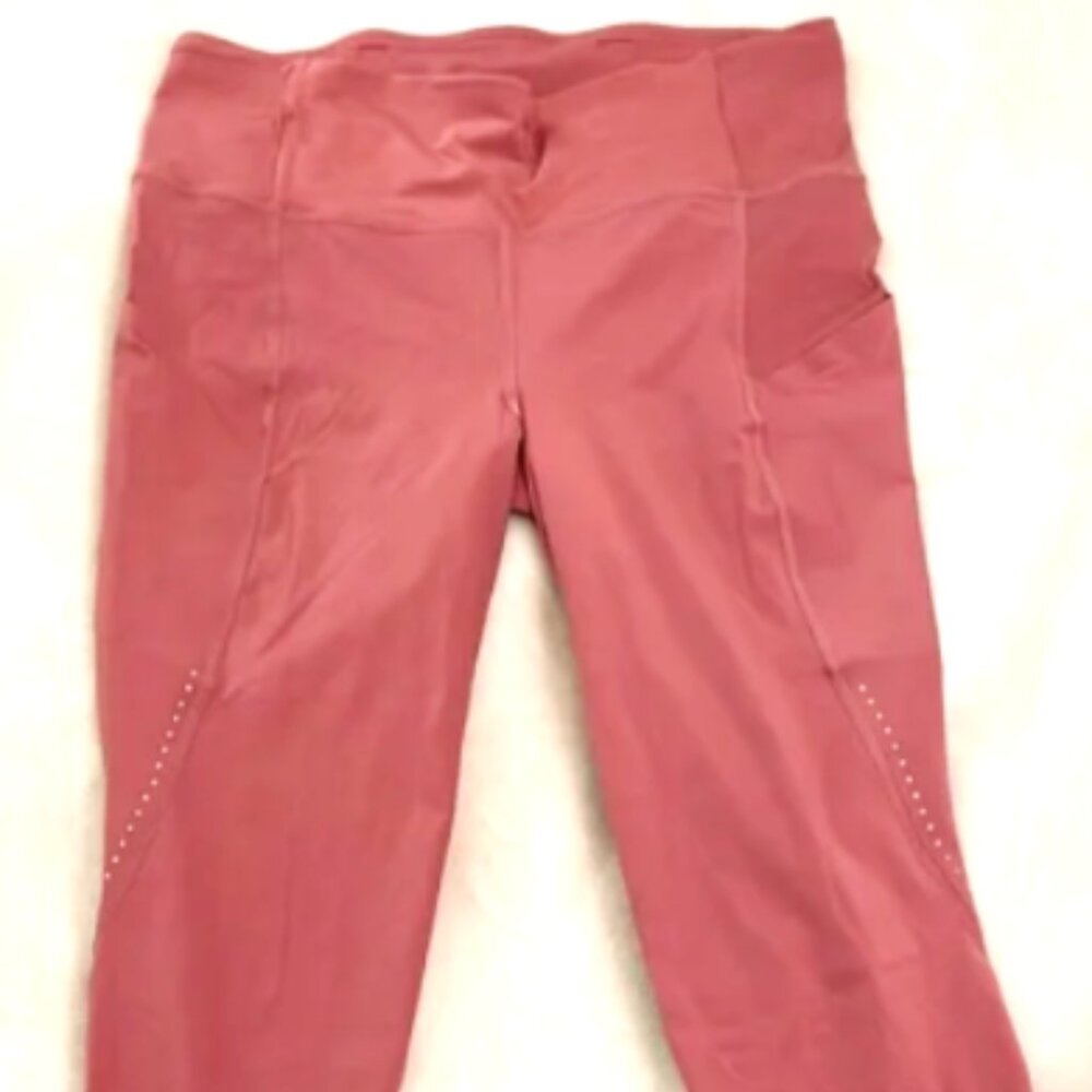 Lululemon Dusty Rose Workout Capri Legging Size 10 - Picture 11 of 11
